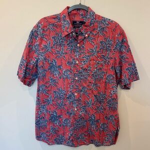 Vineyard Vines Red and Blue Men's Tropical Shirt; Size L
